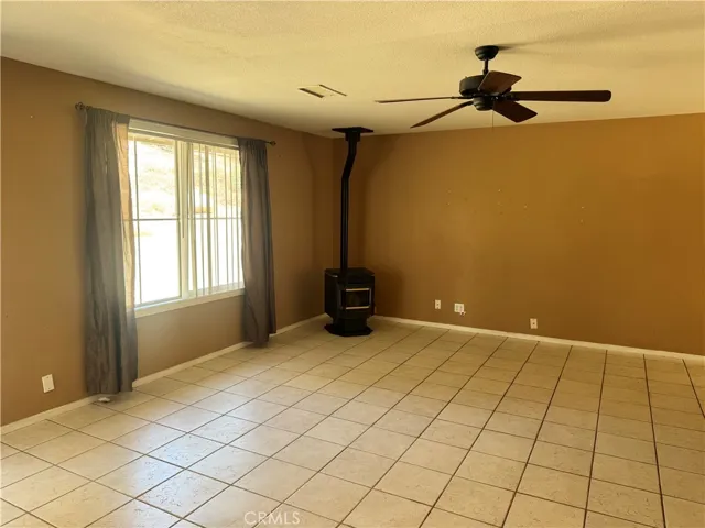 ADU - 4 bed unit - Living Room
