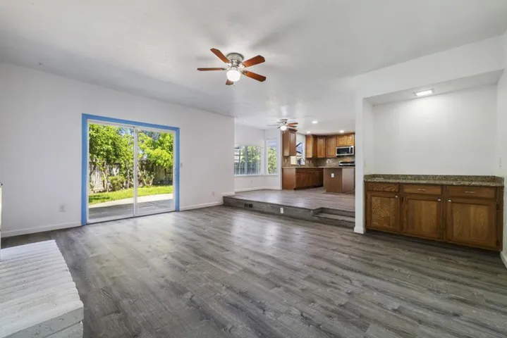 800 Treasure Lane, Manteca, California 95337