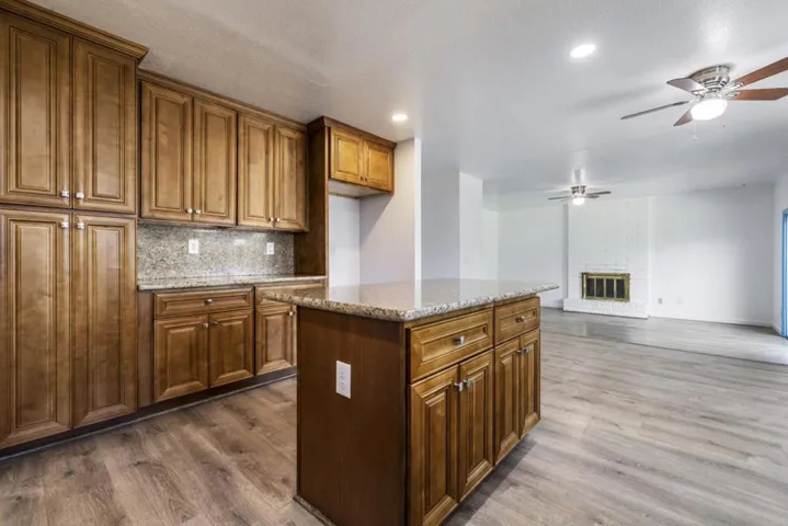 800 Treasure Lane, Manteca, California 95337