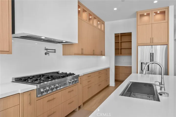 Stove Top Range & Sink View