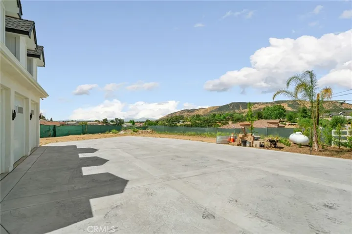 Driveway View