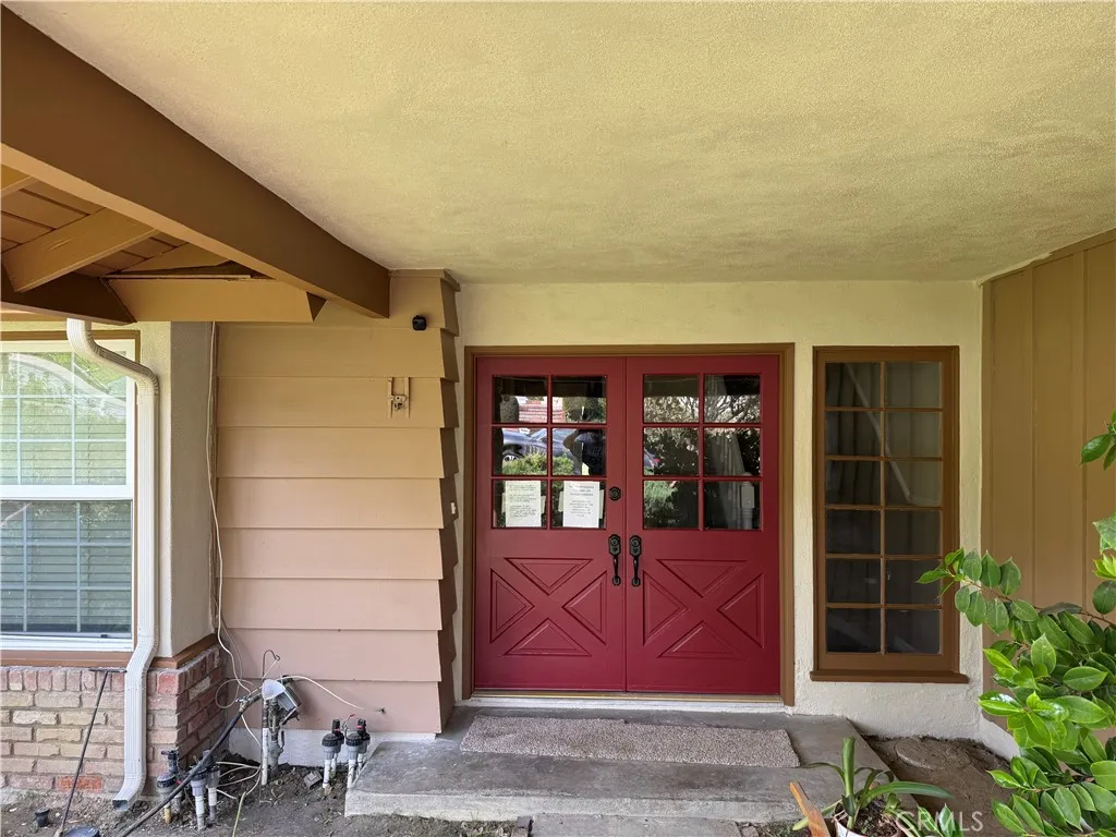 FRONT DOOR