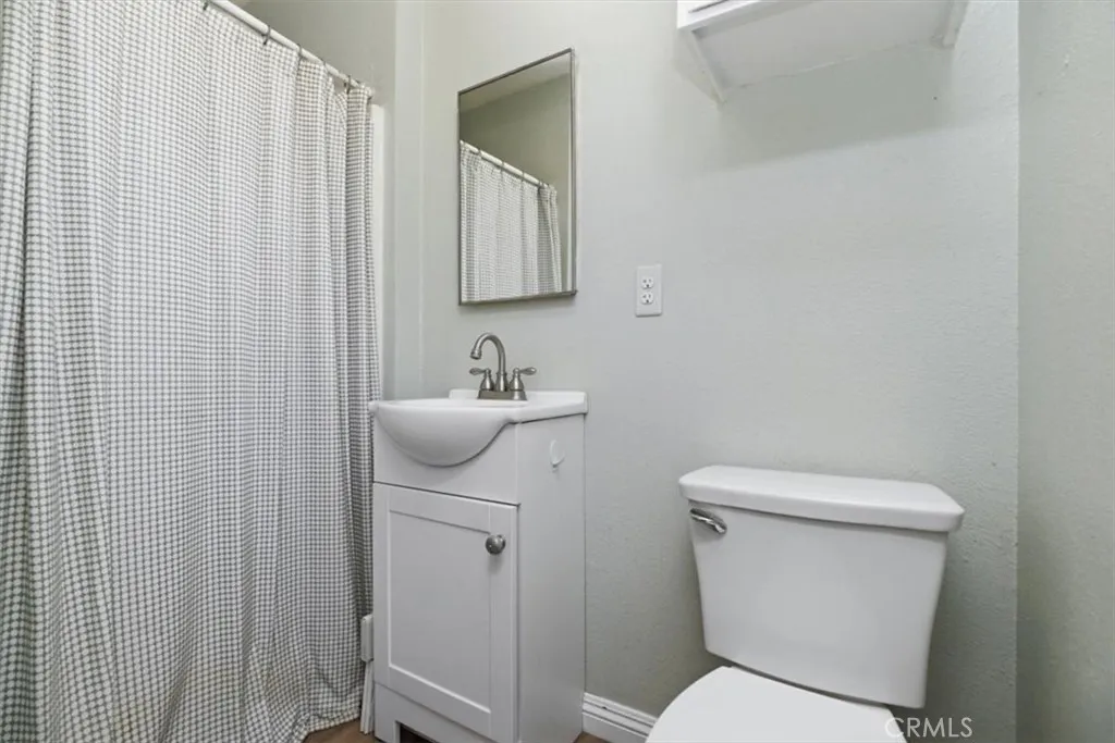 Guest House/ADU - Bathroom