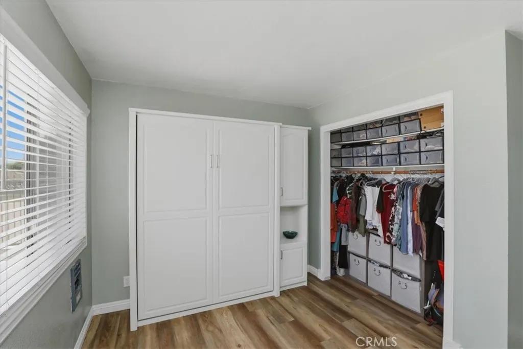 Guest House/ADU Bedroom with Murphy Bed