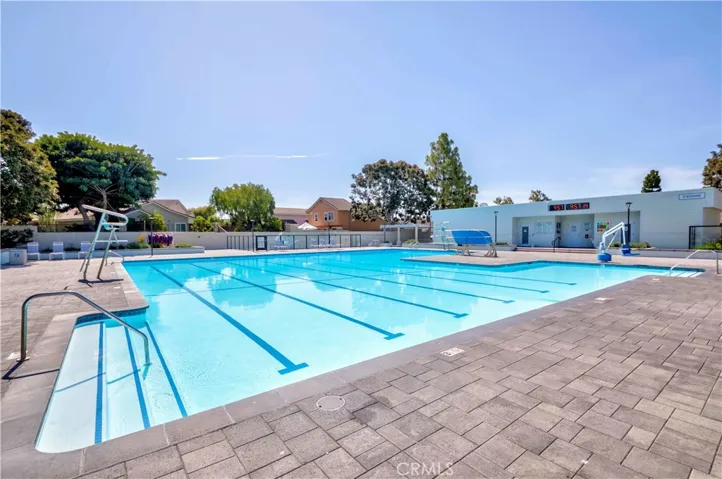 49 Meadowgrass, Irvine, California 92604