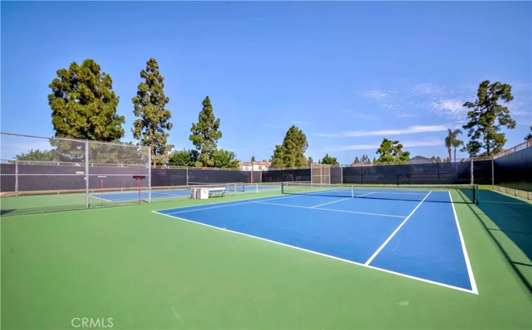49 Meadowgrass, Irvine, California 92604