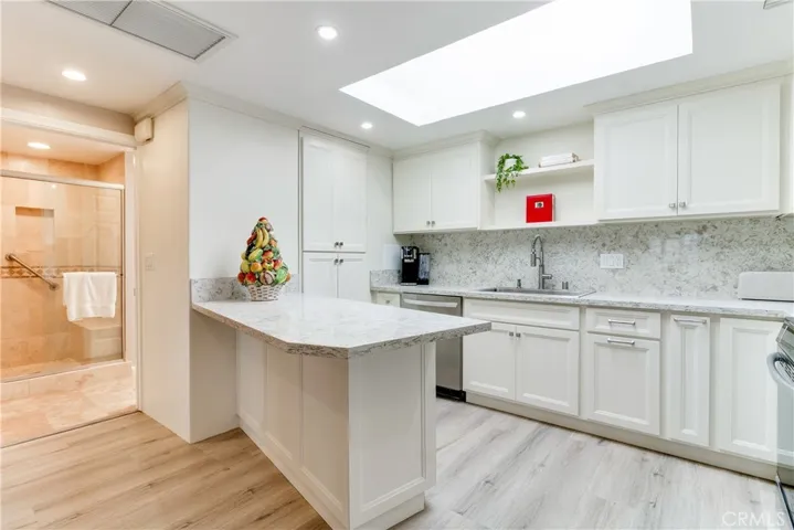 13251 Del Monte Drive 37-a, Seal Beach, California 90740