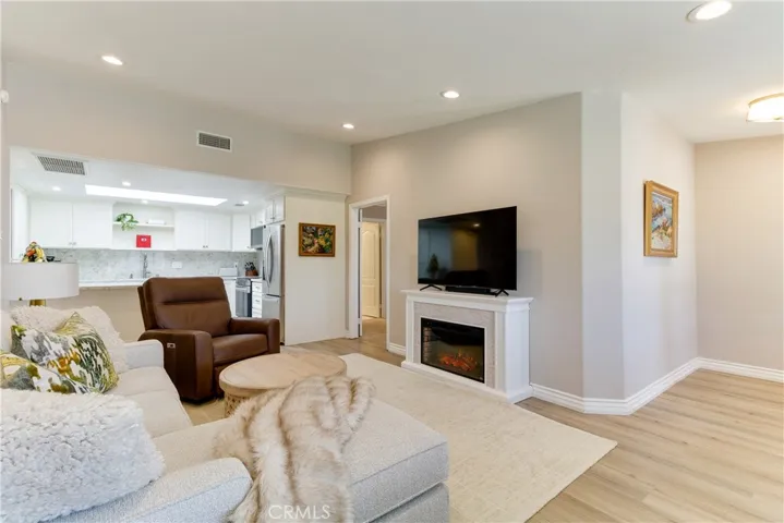 13251 Del Monte Drive 37-a, Seal Beach, California 90740
