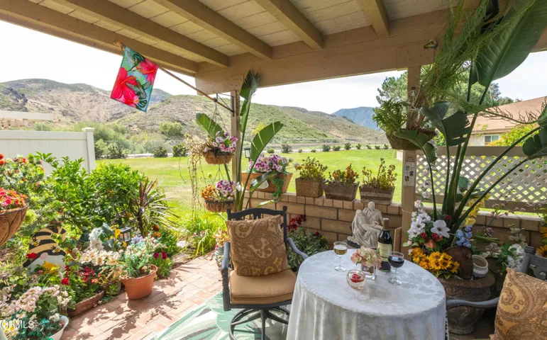 24 40027 Village 40 (Camarillo CA)