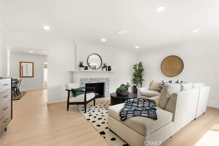 5981 Pickford Street, Los Angeles, California 90035