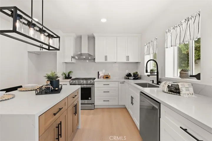 5981 Pickford Street, Los Angeles, California 90035