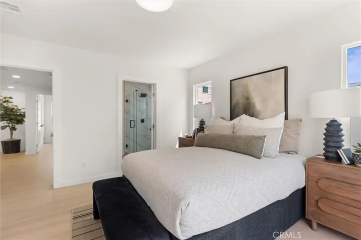 5981 Pickford Street, Los Angeles, California 90035