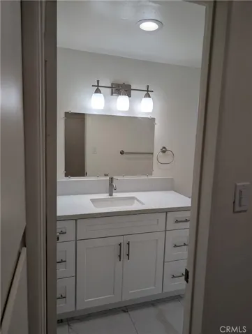 8012 A Duesler, Downey, California 90242
