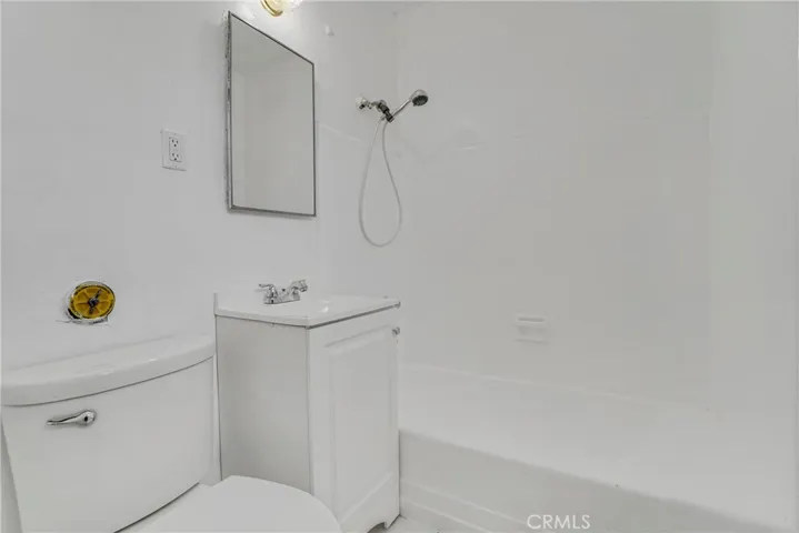 904 S Bullis Road, Compton, California 90221