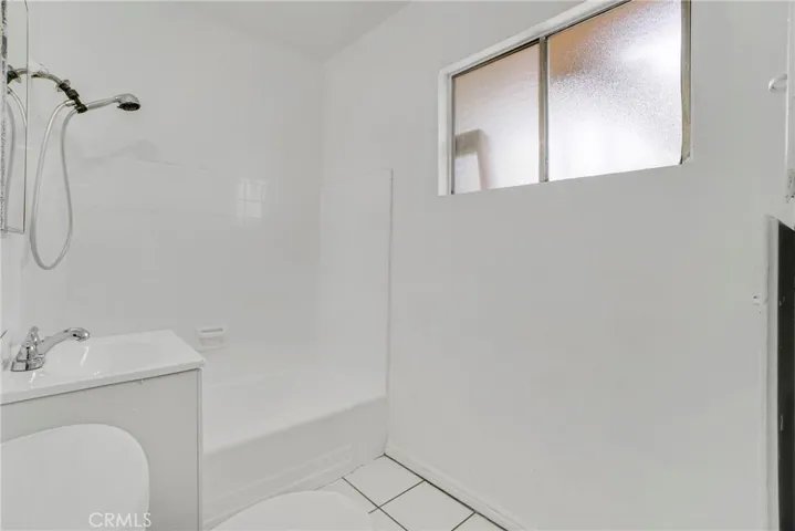 904 S Bullis Road, Compton, California 90221