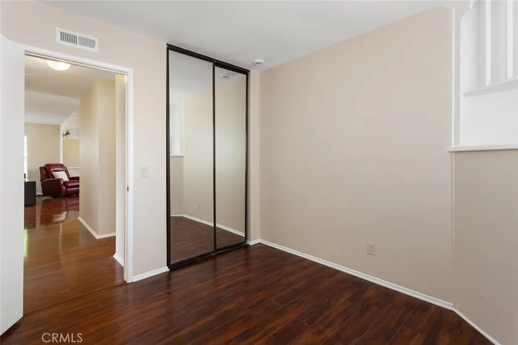 Bedroom 2 - additional view