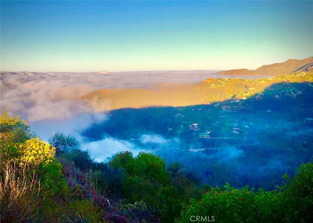 Enjoy misty morning hikes on the summit trails atop Niguel Ridge