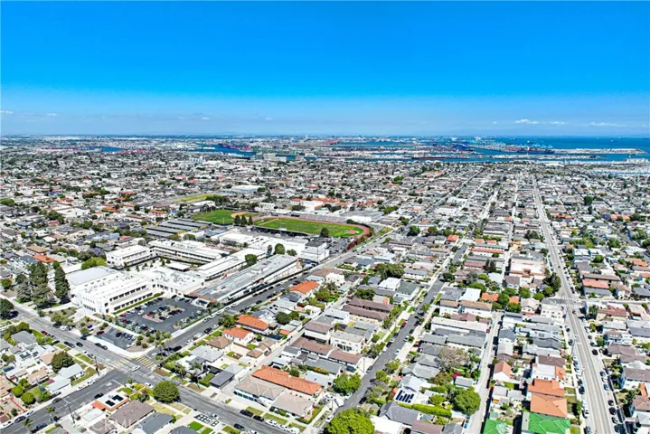  Minutes from New West Harbor Development-at LA Harbor and freeways!
