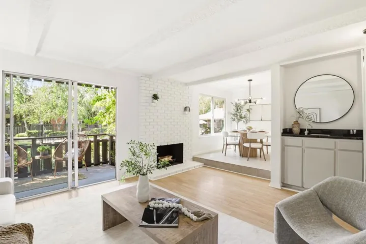 100 E Middlefield Road 3b, Mountain View, California 94043