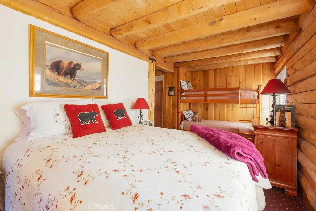 Bedroom #1