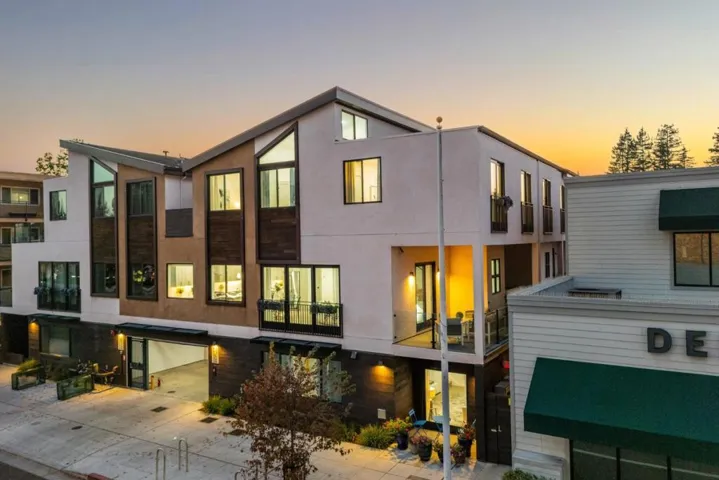 908 Woodside, Redwood City, California 94061