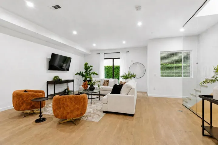 908 Woodside, Redwood City, California 94061