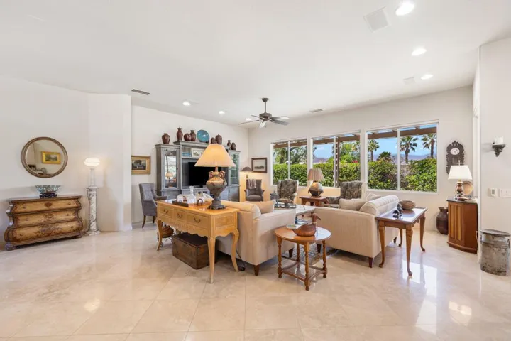 43-web-or-mls-8M4A9073