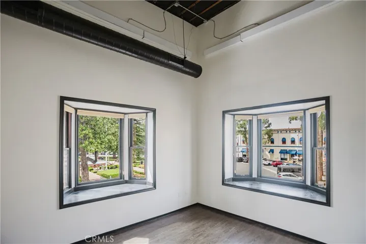 10 Plaza, Orange, California 92866