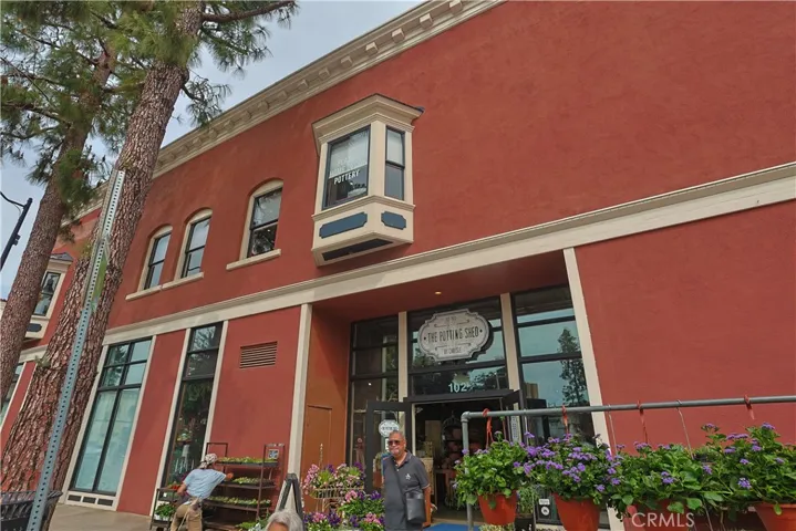 10 Plaza, Orange, California 92866