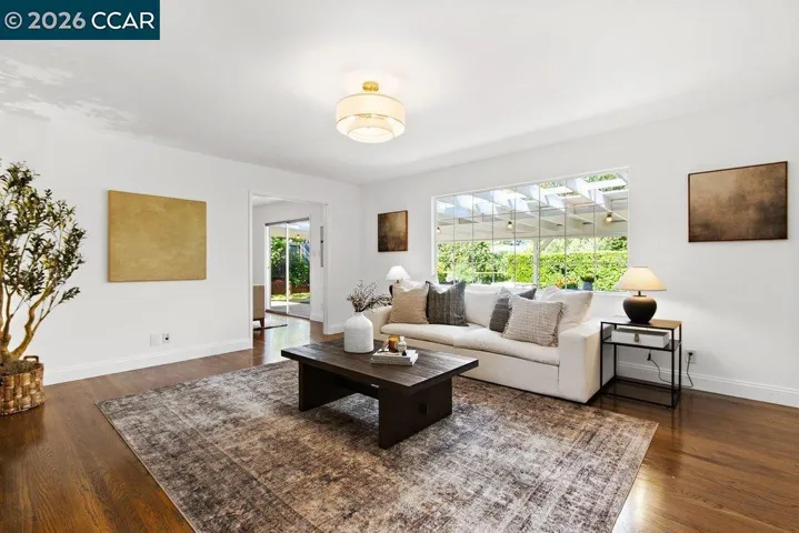 1025 Panadero Way, Clayton, California 94517
