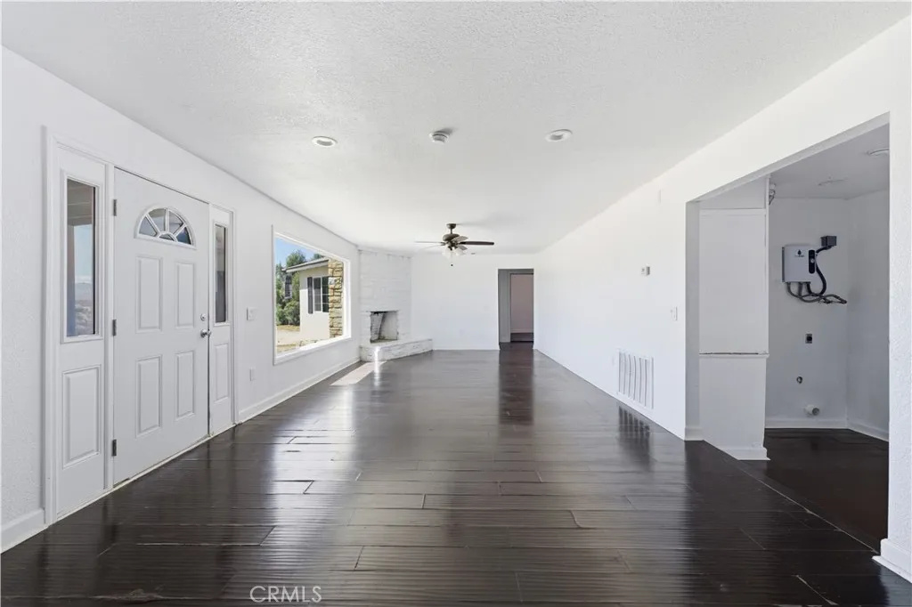 18531 E Palmdale Boulevard, Palmdale, California 93591 — photo 4