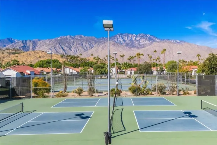 42-Canyon Sands Amenities (13)