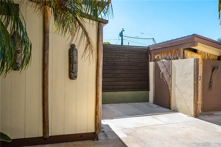 Shower & Baths outdoors
