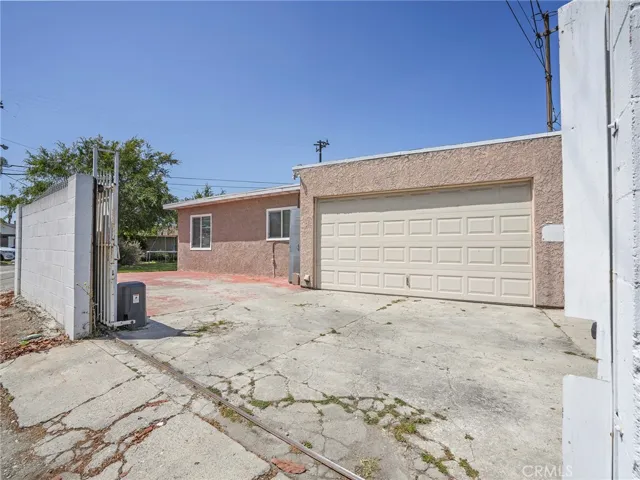 13478 Fanshaw Avenue, Paramount, California 90723