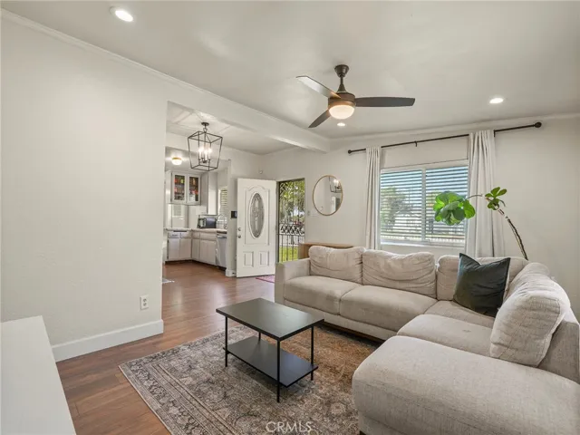 13478 Fanshaw Avenue, Paramount, California 90723