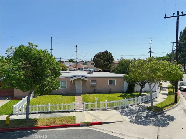 13478 Fanshaw Avenue, Paramount, California 90723
