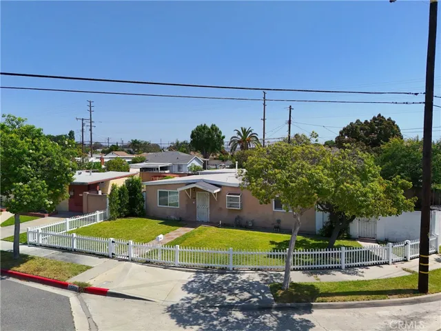 13478 Fanshaw Avenue, Paramount, California 90723