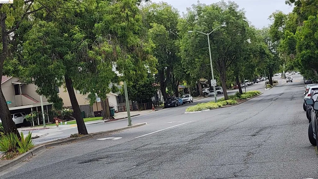 35th Avenue To 580 Entrance