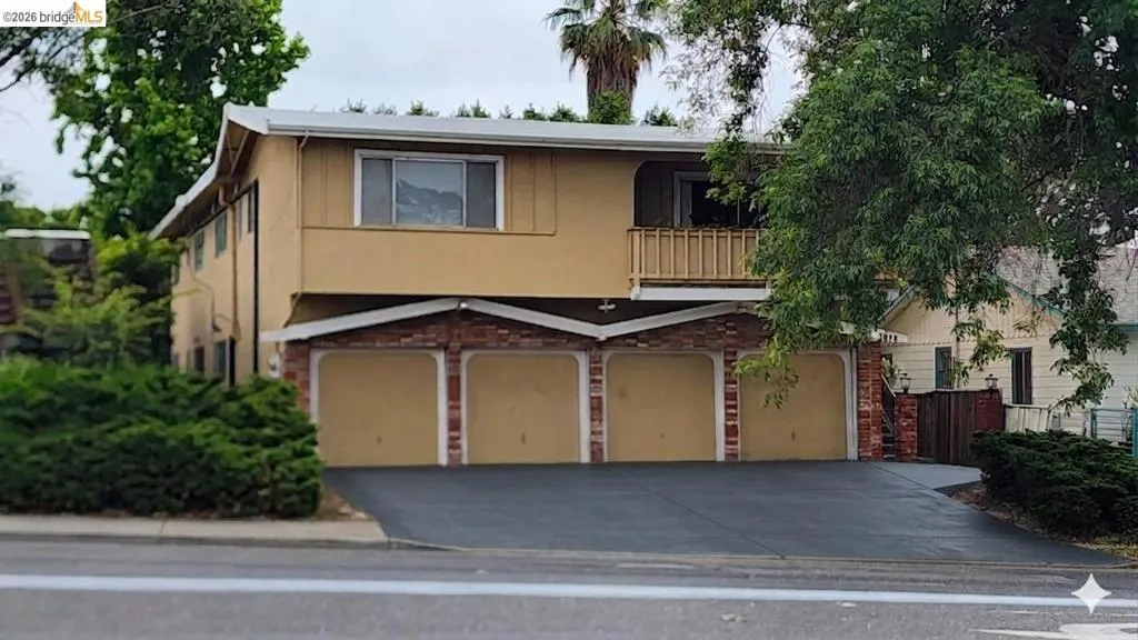 3872 35th Ave