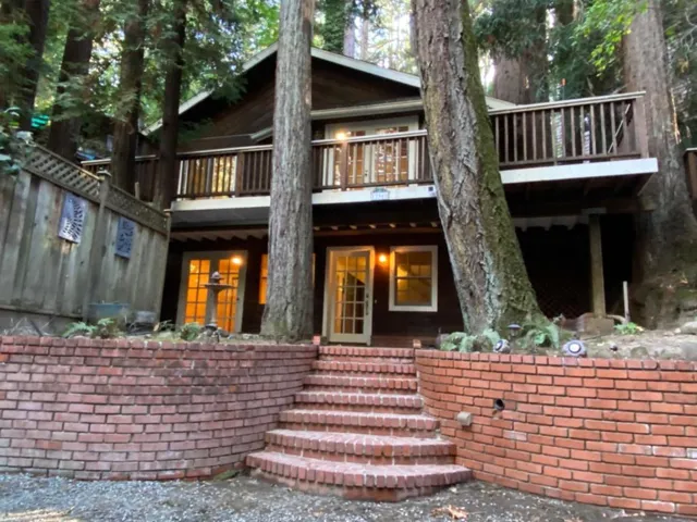 17960 Apache Trail, Los Gatos, California 95033