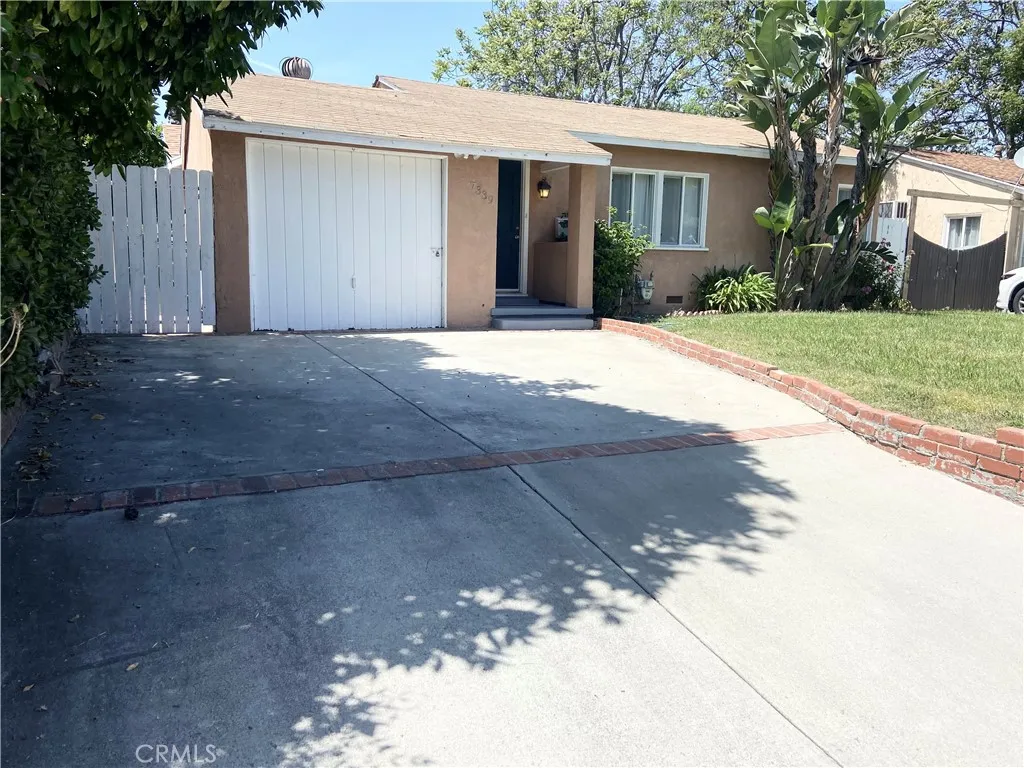 Wide driveway-Two car parking