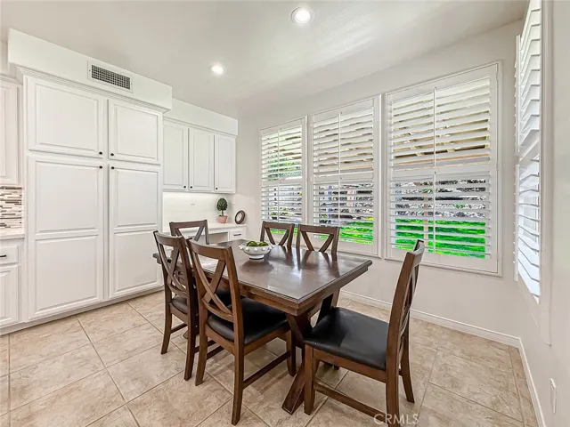 breakfast nook