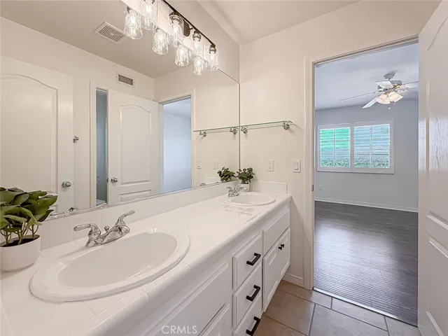 jack and jill bath