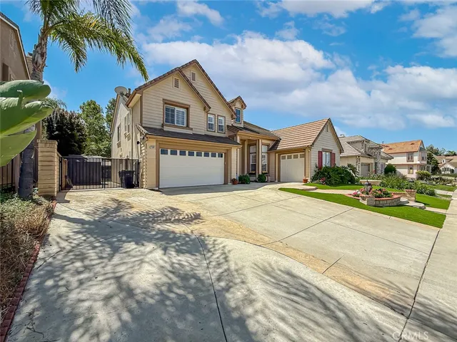 Large driveway and RV access