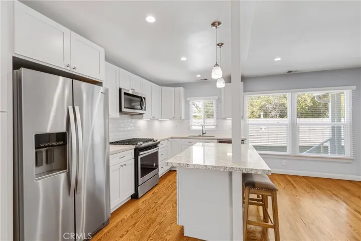 1 Bdrm Kitchen