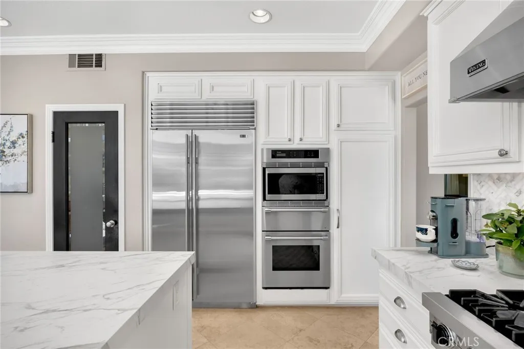 Sub-zero refrigerator -walk-in pantry