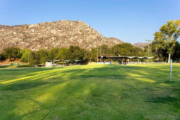 23969 Nectar Way, Ramona, California 92065