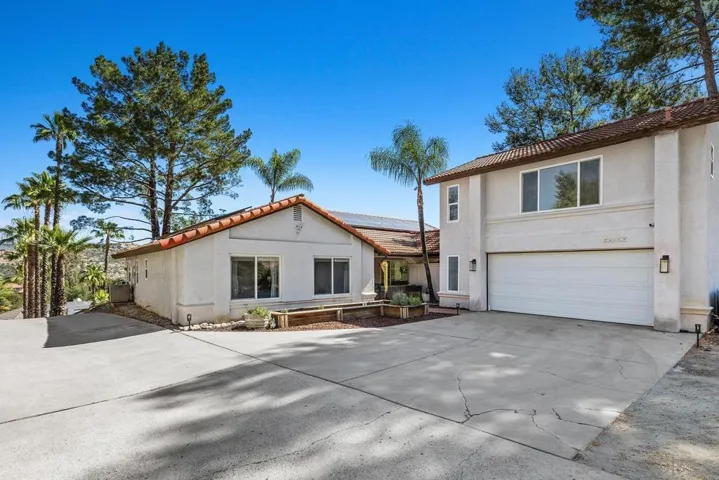 23969 Nectar Way, Ramona, California 92065