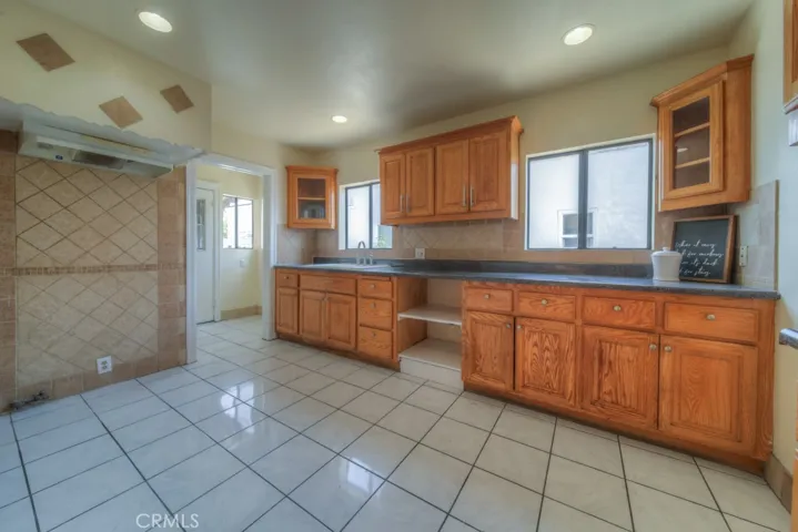 2653 Flower, Huntington Park, California 90255