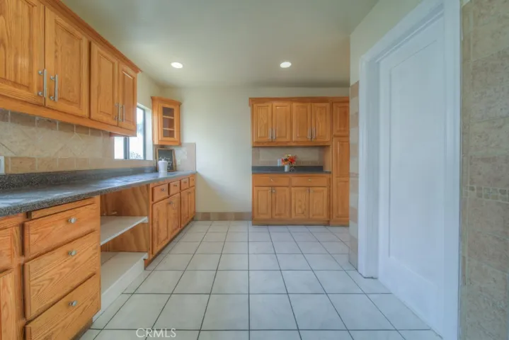 2653 Flower, Huntington Park, California 90255